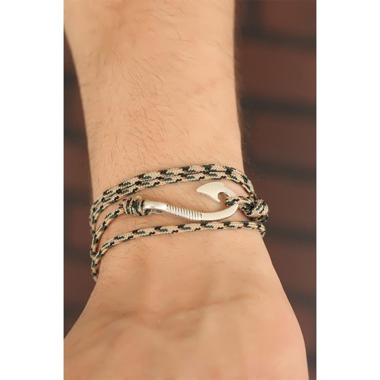 Krem Renk Çizgi Desenli Metal Kancalı Erkek Bileklik