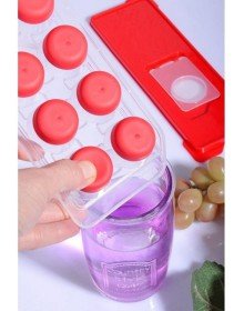 Kapaklı Buz Kalıbı Yapışmaz - Bas Parmak Kolay Çıkar