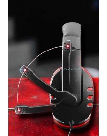 Mikrofonlu, Gürültü Engelleyici ve Dayanıklı Kulaklık: Oyun Performansınızı Zirveye Taşıyın