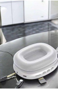 P9 Plus Kablosuz Kulak Üstü Bluetooth Kulaklık Beyaz Yüksek Ses Kaliteli P9 Plus Kablosuz Kulak Üstü Bluetooth Kulaklık Beyaz Yüksek Ses Kaliteli