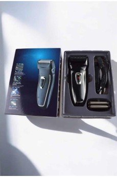 Profesyonel Erkeklere Özel Kişisel Bakım İçin Çok Yönlü Tıraş Çözümü