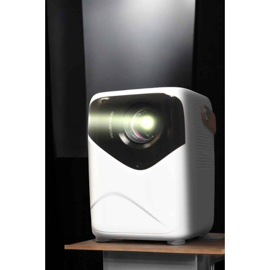 Taşınabilir Android Projeksiyon Wifi Destekli 4K Multimedia Tabanlı Ev Ve Ofis Tipi Taşınabilir Android Projeksiyon Wifi Destekli 4K Multimedia Tabanlı Ev Ve Ofis Tipi