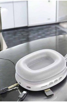 P9 Plus Kablosuz Kulak Üstü Bluetooth Kulaklık Beyaz Yüksek Ses Kaliteli P9 Plus Kablosuz Kulak Üstü Bluetooth Kulaklık Beyaz Yüksek Ses Kaliteli