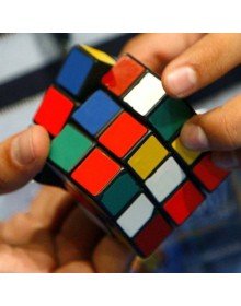 Zeka Küpü Sihirli Rubik