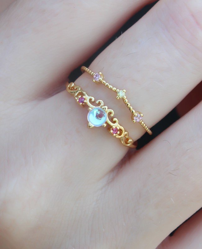 Gold Renk Zirkon Taşlı Taç Model Kadın Yüzük Gold Renk Zirkon Taşlı Taç Model Kadın Yüzük