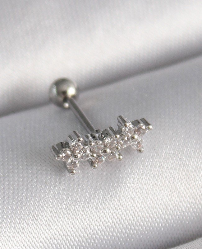 316L Çelik Gümüş Renk Zirkon Taşlı Yonca Tragus Piercing