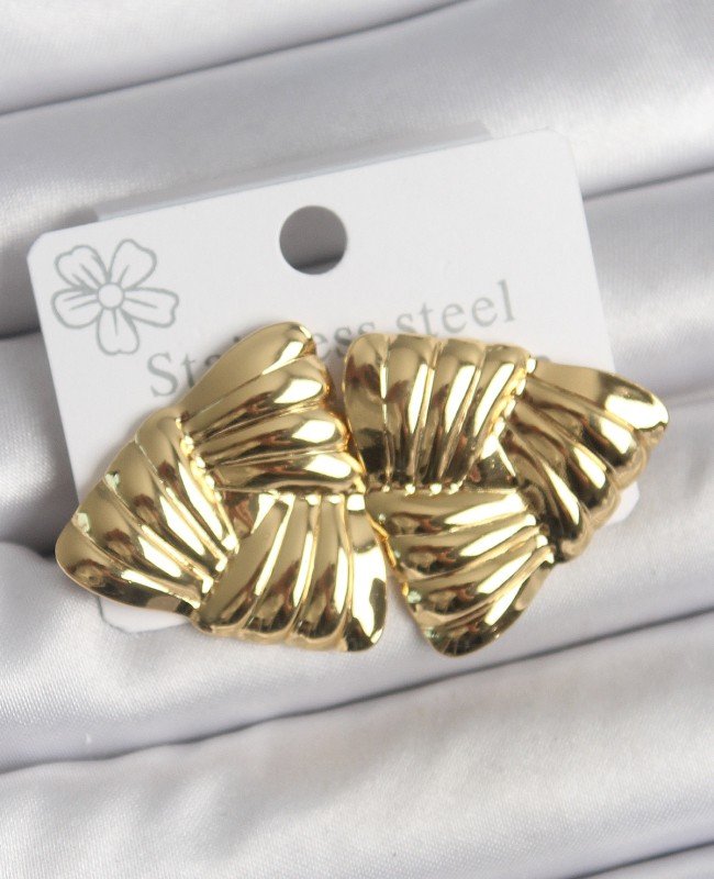 316 Çelik Gold Renk İşlemeli Üçgen Model Kadın Küpe-TB40037