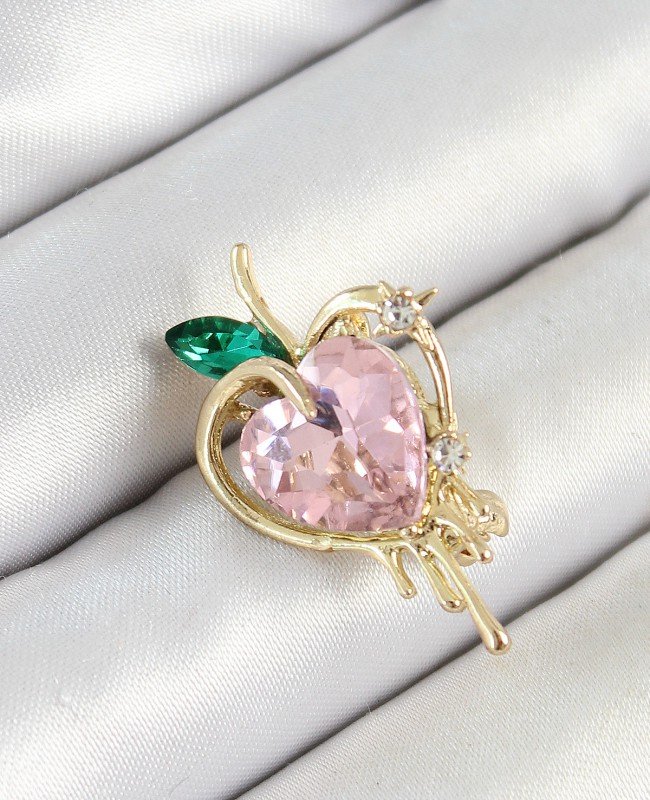 Pembe Ve Yeşil Zirkon Taşlı 3D Eriyen Kalp Figürlü Gold Renk Kadın Broş Pembe Ve Yeşil Zirkon Taşlı 3D Eriyen Kalp Figürlü Gold Renk Kadın Broş