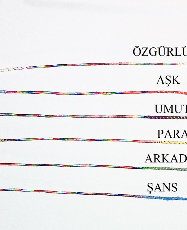 Renkli Şans Bileklikleri - 1 Kartela - ( 65 Adet ) Renkli Şans Bileklikleri - 1 Kartela - ( 65 Adet )